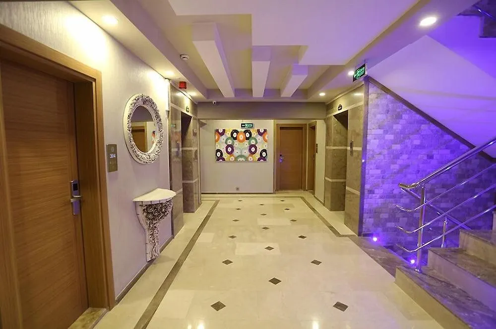 Life Corner Hotel Izmir